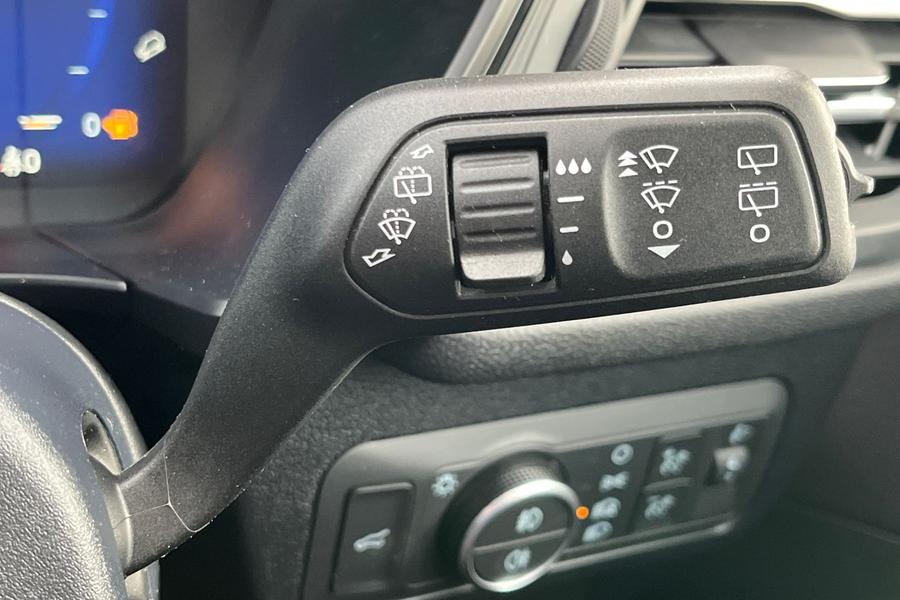 Ford Kuga Photo autoimg-a1ebf2b71f54024e317e7e326975b9741a89c047.jpg