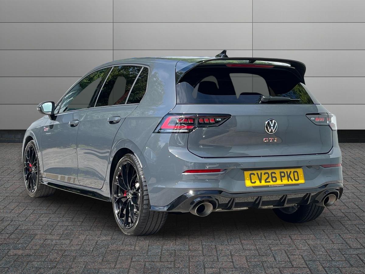 Volkswagen Golf Photo autoimg-a1edbe1be5785a971ebd7bef5ab9e979706be3ae.jpg