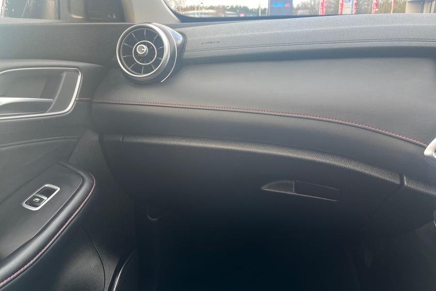 MG HS Photo autoimg-a1f16a3830d863f1673a0504bf3b826e7c50067d.jpg
