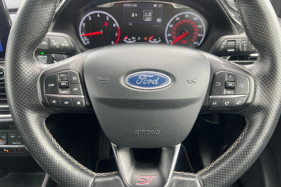 Ford FIESTA Photo autoimg-a1f6250bf9f1d2396c45a4065a6bbc7bd00249c5.jpg