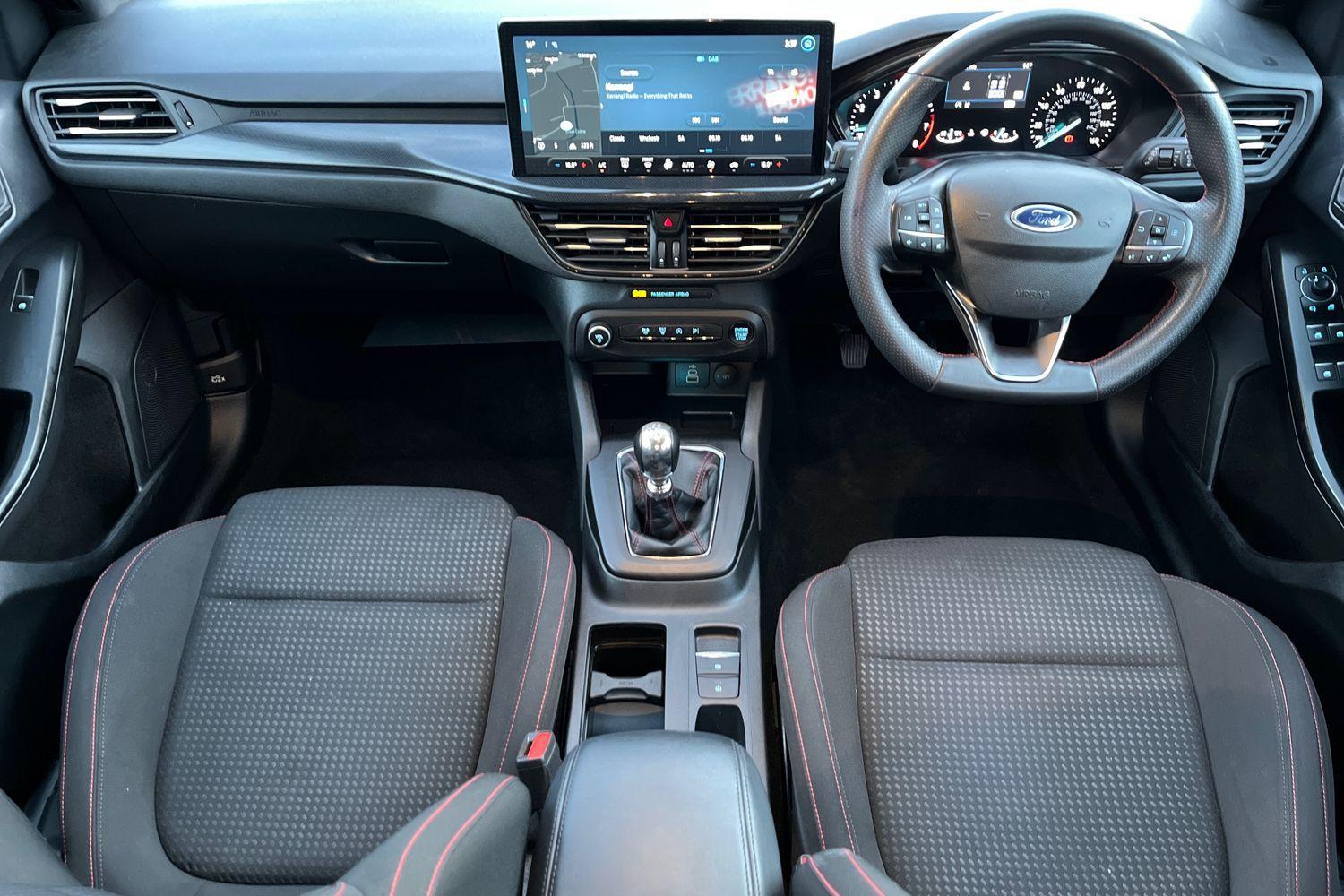 Ford FOCUS Photo 9