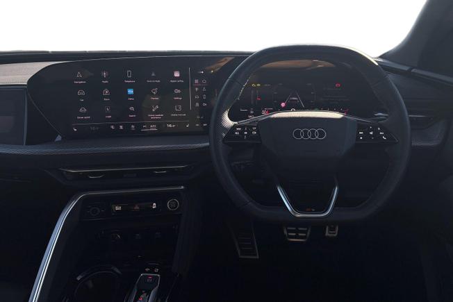 AUDI Q5 Photo 11