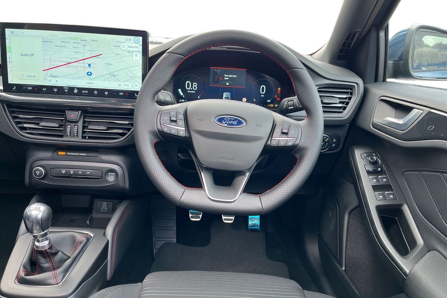 Ford FOCUS Photo 10