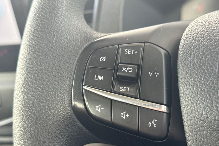 Used Ford TRANSIT WR75VRJ 32