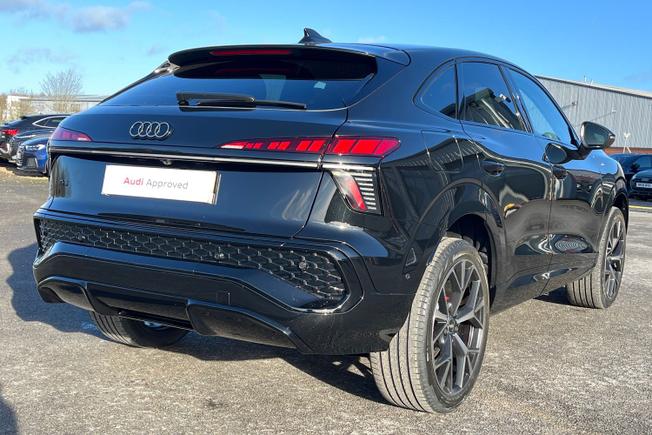 AUDI Q3 Photo 52