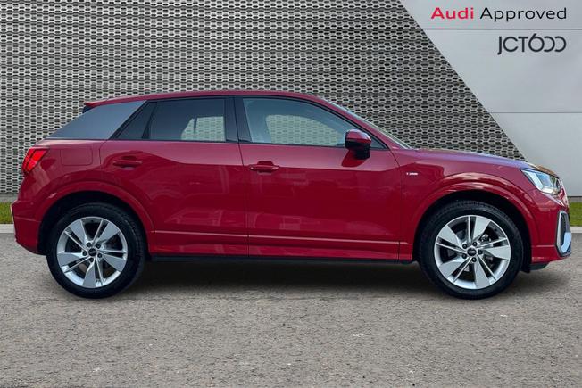 Audi Q2 Photo 4