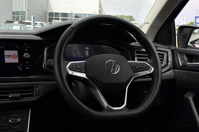 VOLKSWAGEN Polo Photo 38