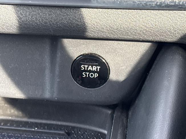 NISSAN Qashqai Photo 32