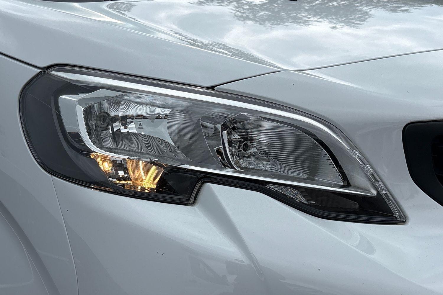 Peugeot EXPERT Photo 7