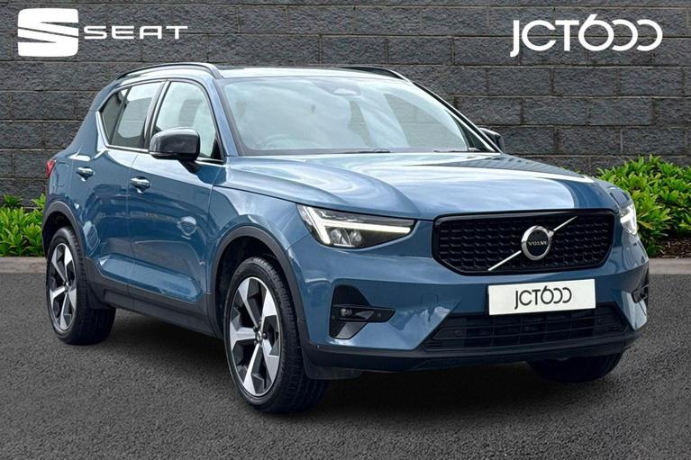 Used VOLVO Xc40
