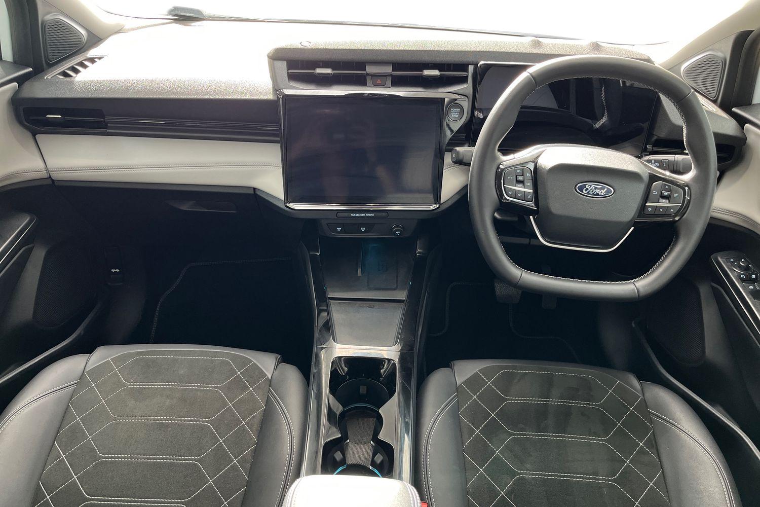 Ford Puma Gen-E Photo 9