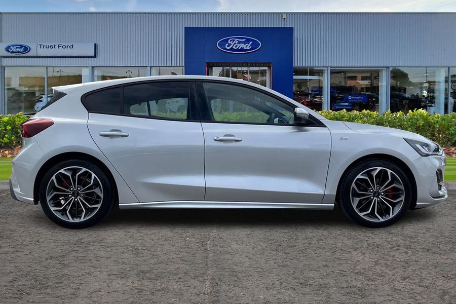 Ford Focus Photo autoimg-a214ed3cbf7925d2809929691805846a167795c8.jpg