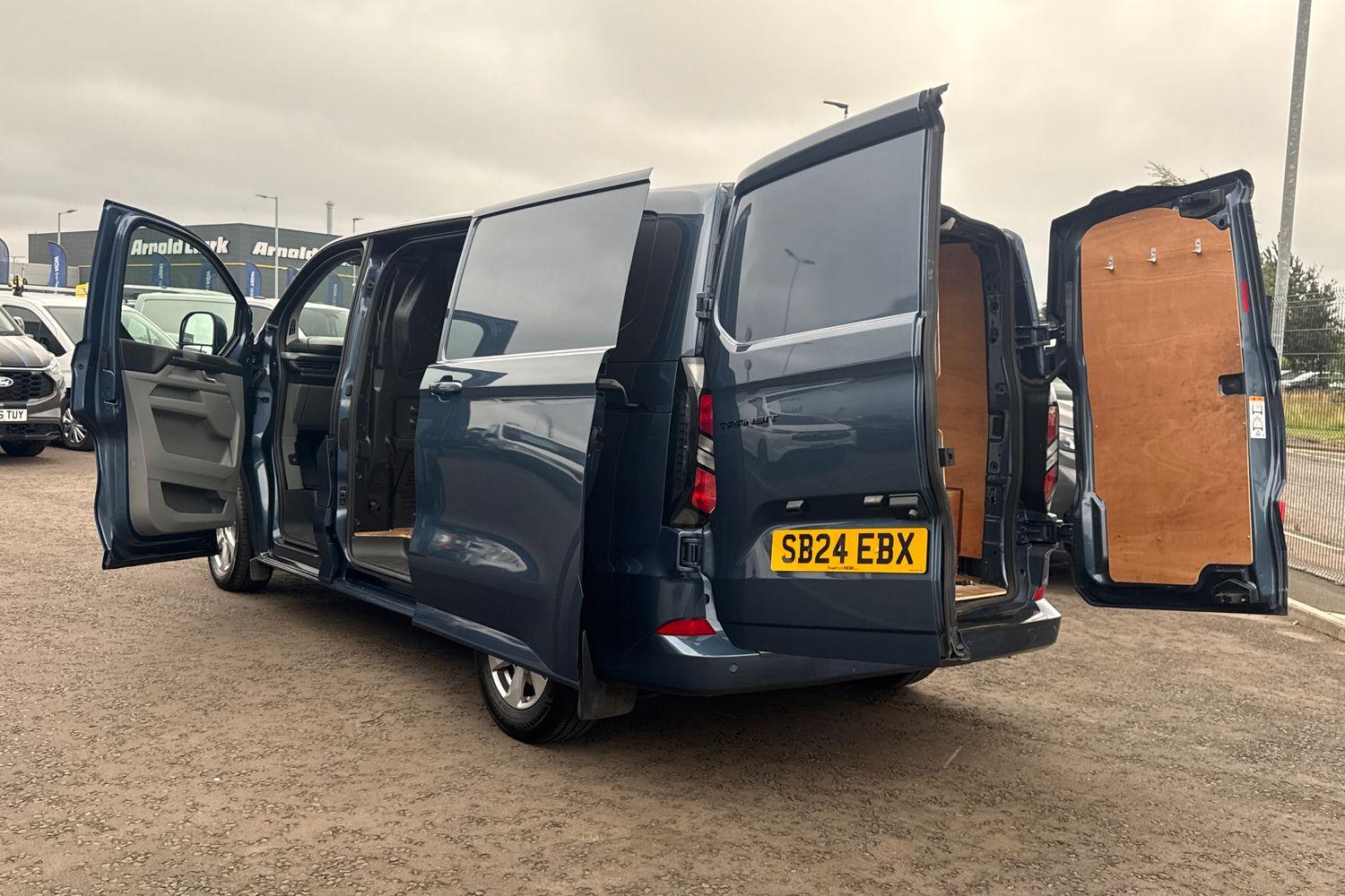 Ford TRANSIT CUSTOM Photo 6