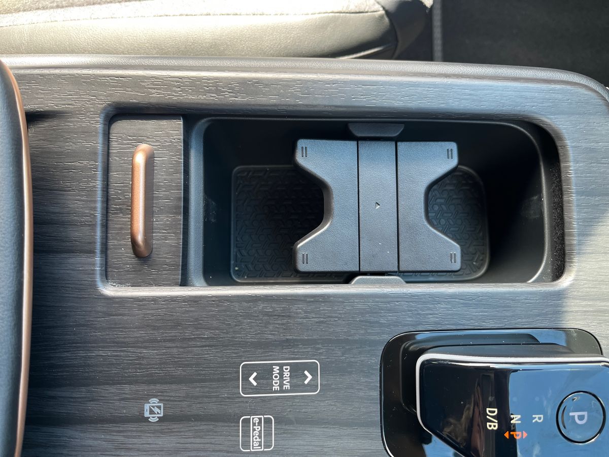 Nissan ARIYA Photo 36