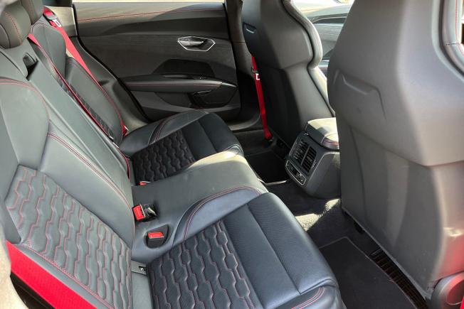 AUDI Rs E-Tron Gt Photo 45