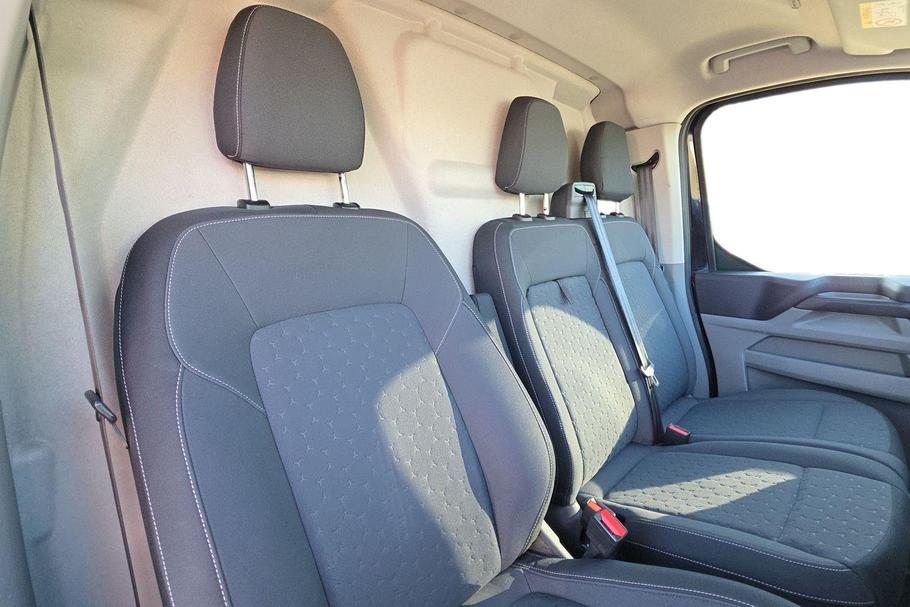 Used FORD TRANSIT CUSTOM WO73HMK 11