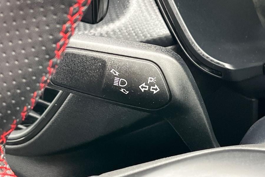 FORD KUGA Photo autoimg-a2224c8a3393b1c12d5d1bf095da6d9f4bb2064b.jpg