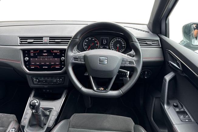 SEAT Arona Photo 11