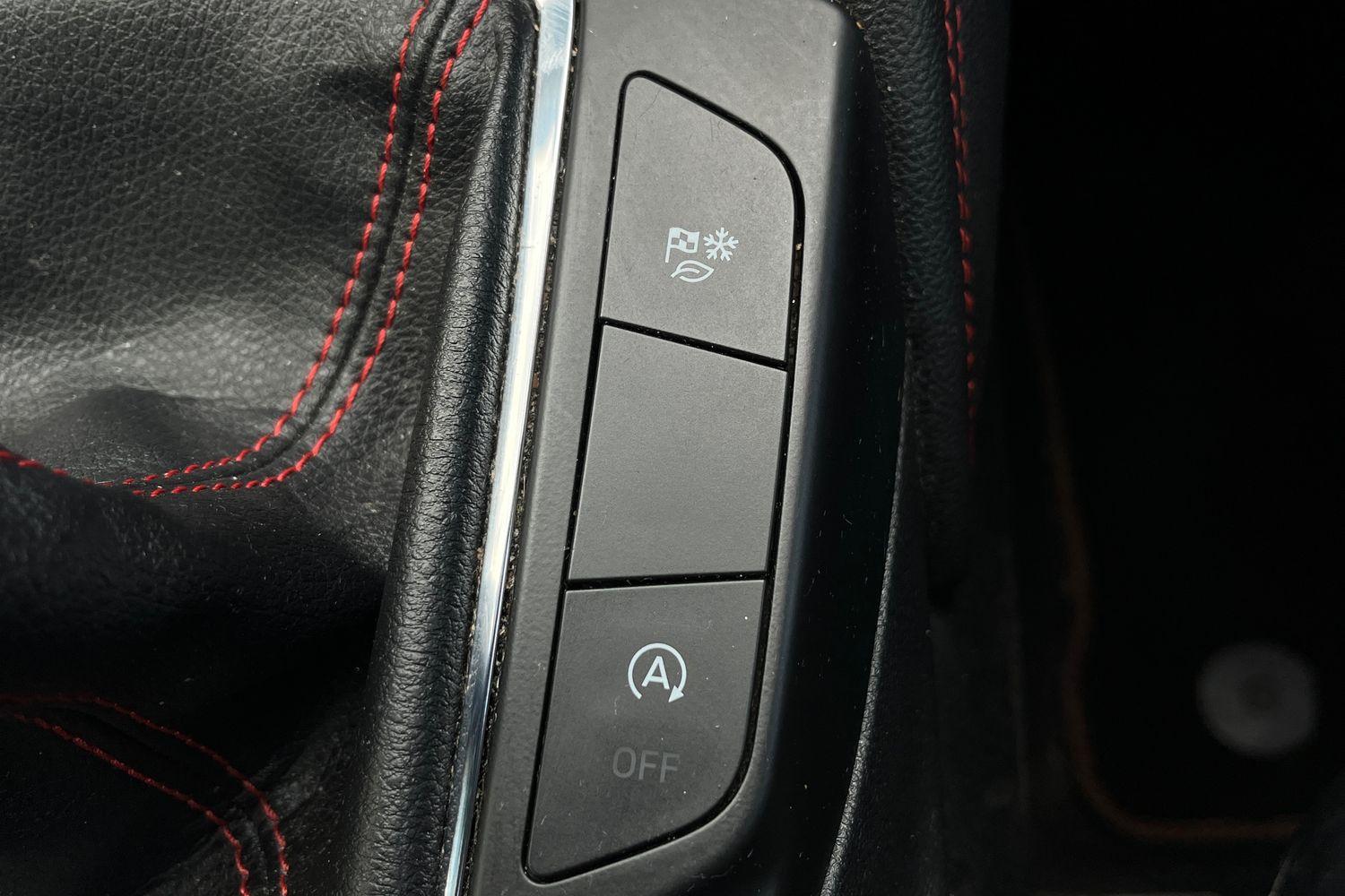 Ford Kuga Photo 35
