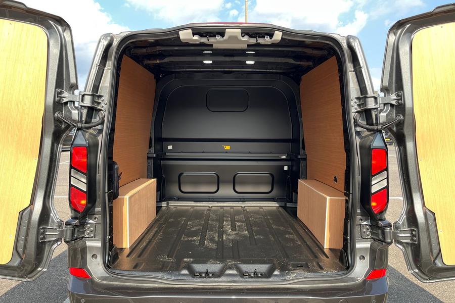 Ford TRANSIT CUSTOM Photo autoimg-a22d01e06e8946861d863e82723a4594274f8290.jpg