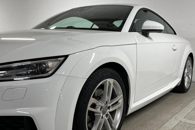 AUDI TT Photo 30
