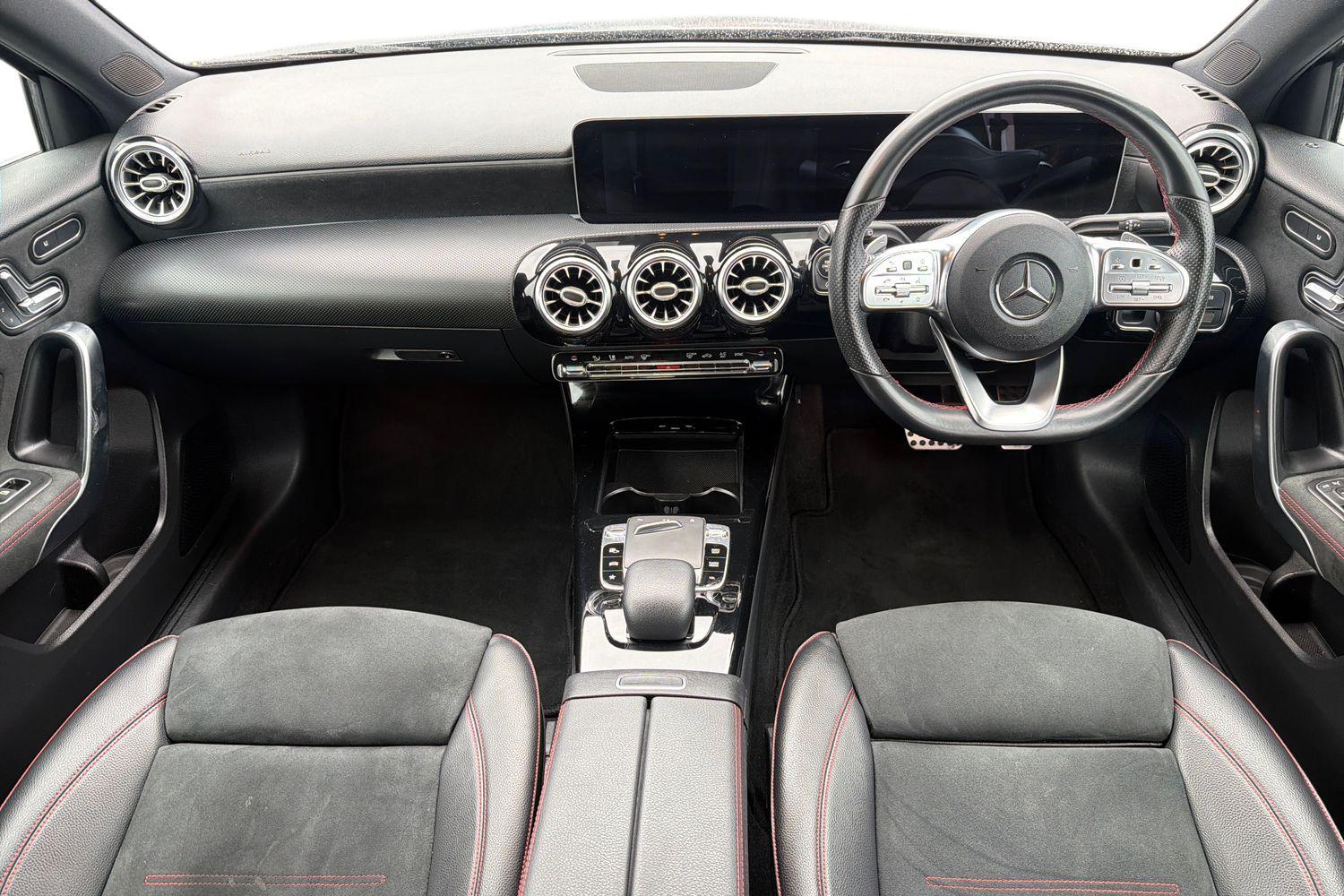 Mercedes-Benz A CLASS Photo 9
