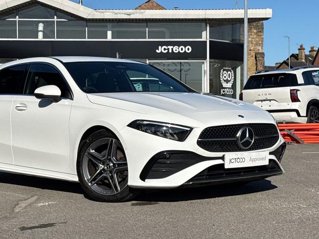 MERCEDES-BENZ A Class Photo 23