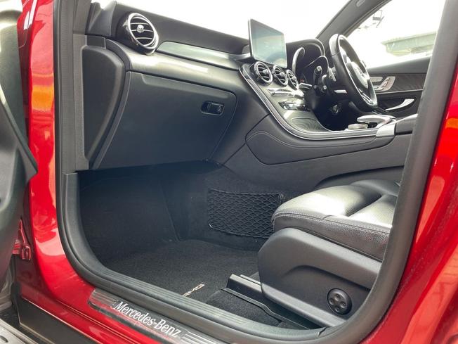 MERCEDES-BENZ Glc Photo 26