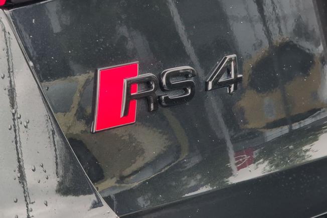 AUDI Rs4 Avant Photo 48