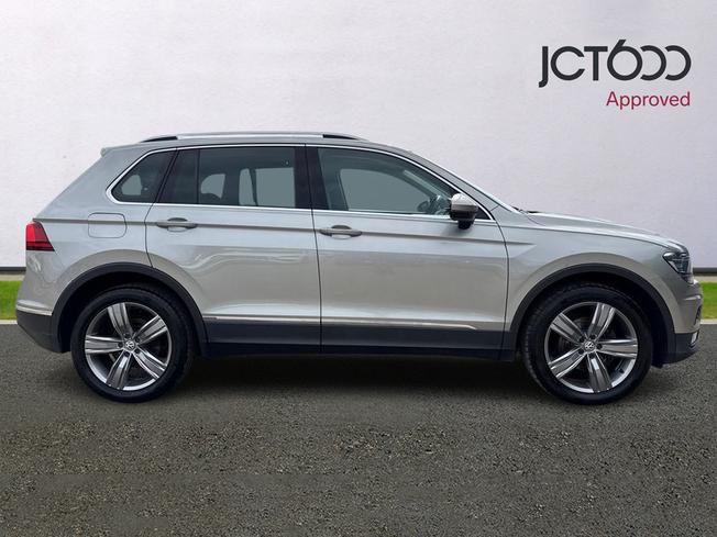 Volkswagen Tiguan Photo 4