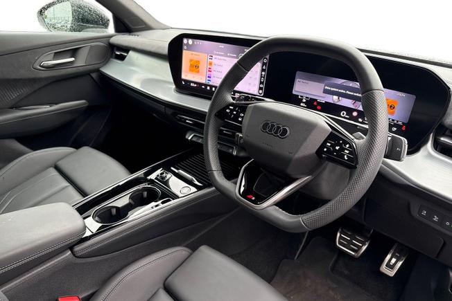 AUDI Q3 Photo 6