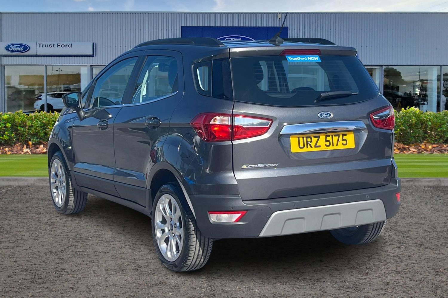 Ford ECOSPORT Photo 1