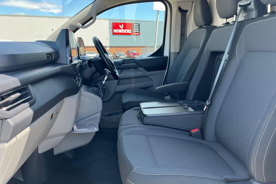 Used Ford TRANSIT CUSTOM LG25ZVY 32