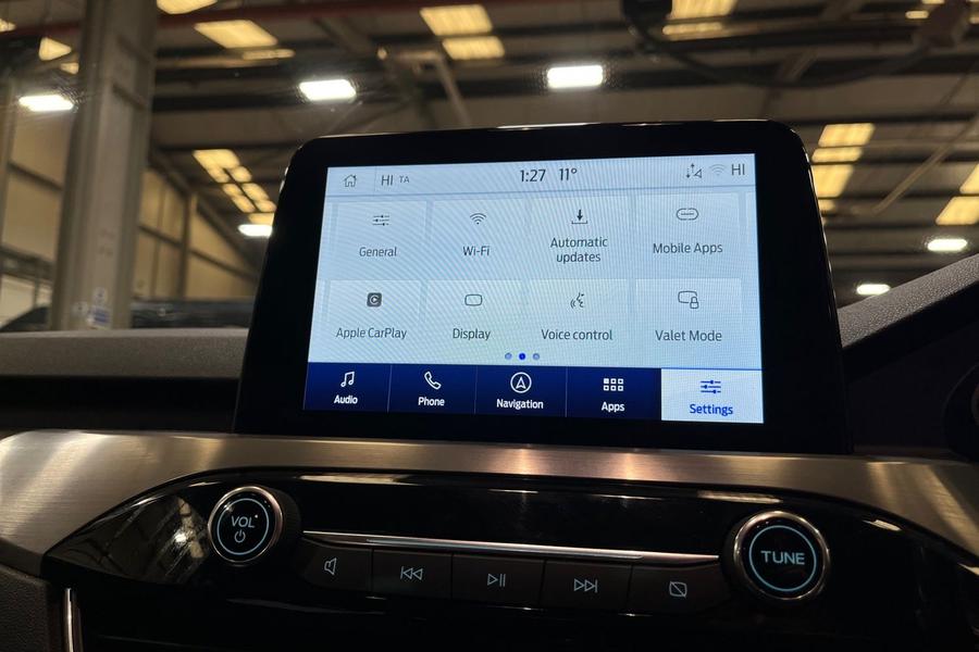 Ford KUGA Photo autoimg-a2434a6dfee0606892818e5efe2fa1419dd4aeee.jpg