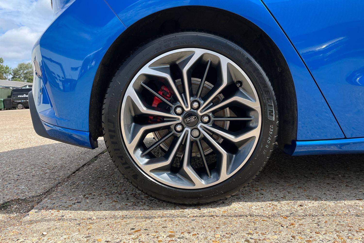 Ford Focus Photo 7