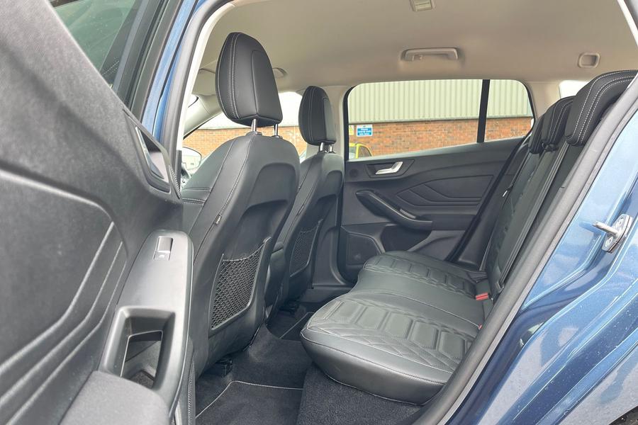 Ford Focus Photo autoimg-a245230950b4b3e33ea08e7a4662589577c1253b.jpg