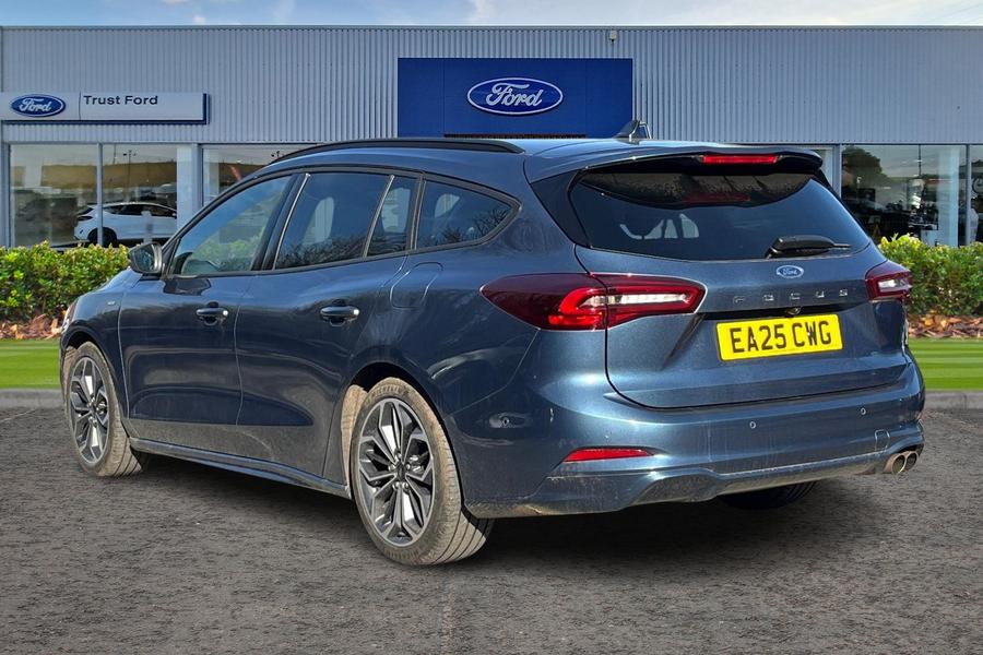 Ford Focus Photo autoimg-a24a5d5263b3da5fa6a85562660e3b5f70053f9e.jpg