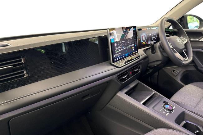 VOLKSWAGEN Tiguan Photo 2