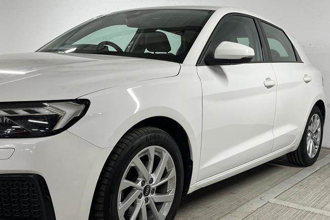 Audi A1 Photo 30