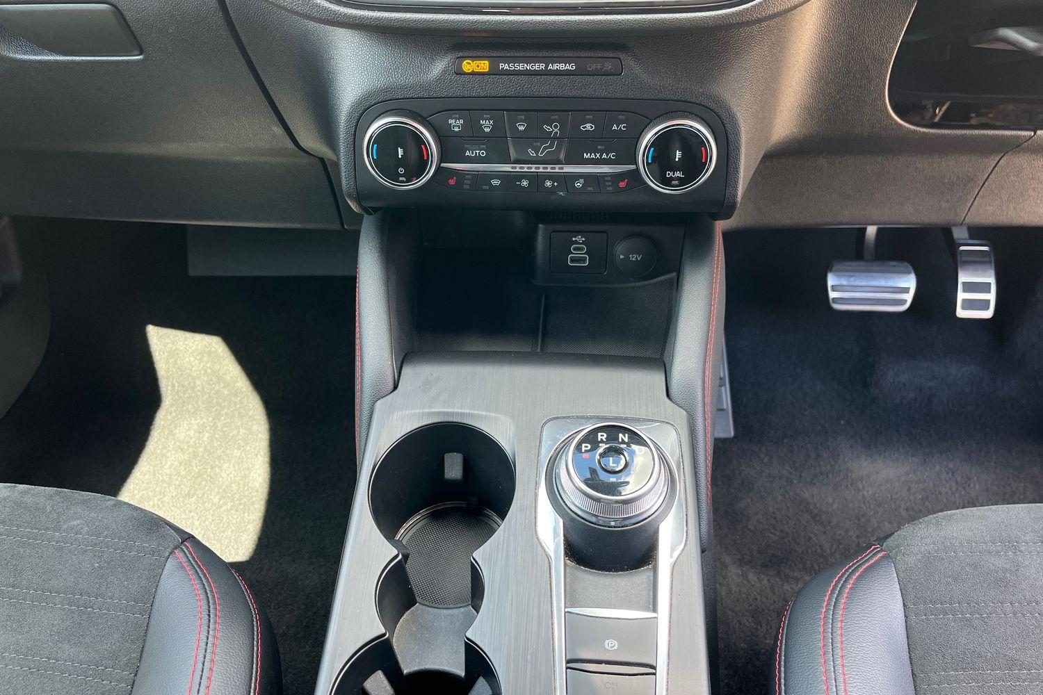 Ford Kuga Photo 33