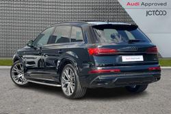 Audi Q7 Photo 3