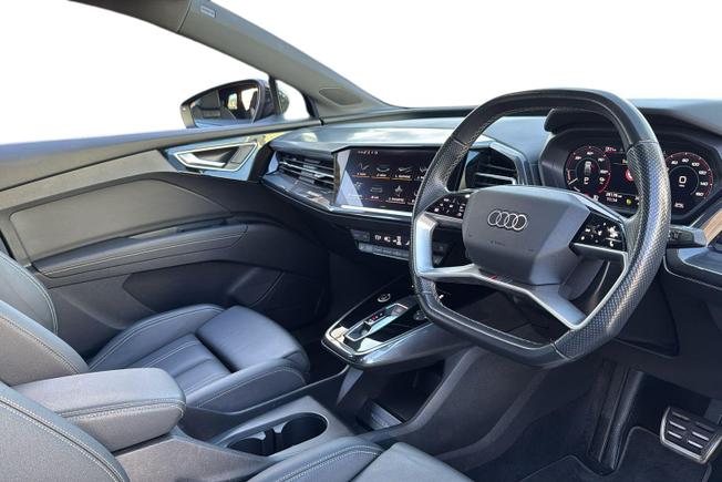 Audi Q4 e-tron Photo 6