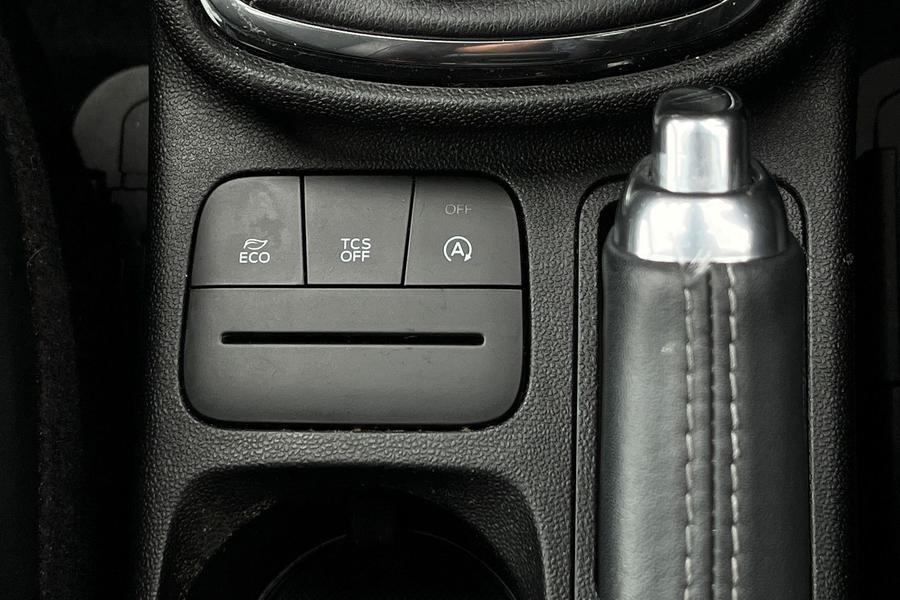 Ford FIESTA Photo autoimg-a2598ae97aac7fbb447824a75df6d8f843701d81.jpg