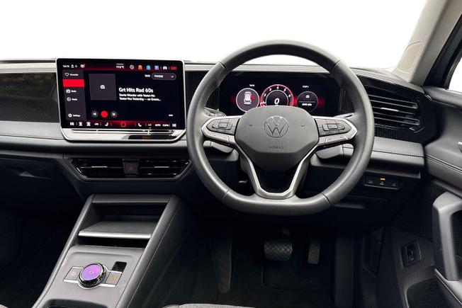 VOLKSWAGEN Tiguan Photo 11
