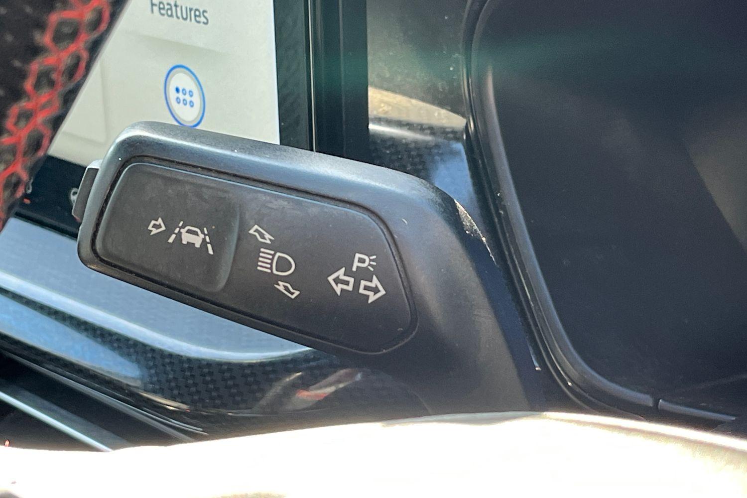 Ford FOCUS Photo 13