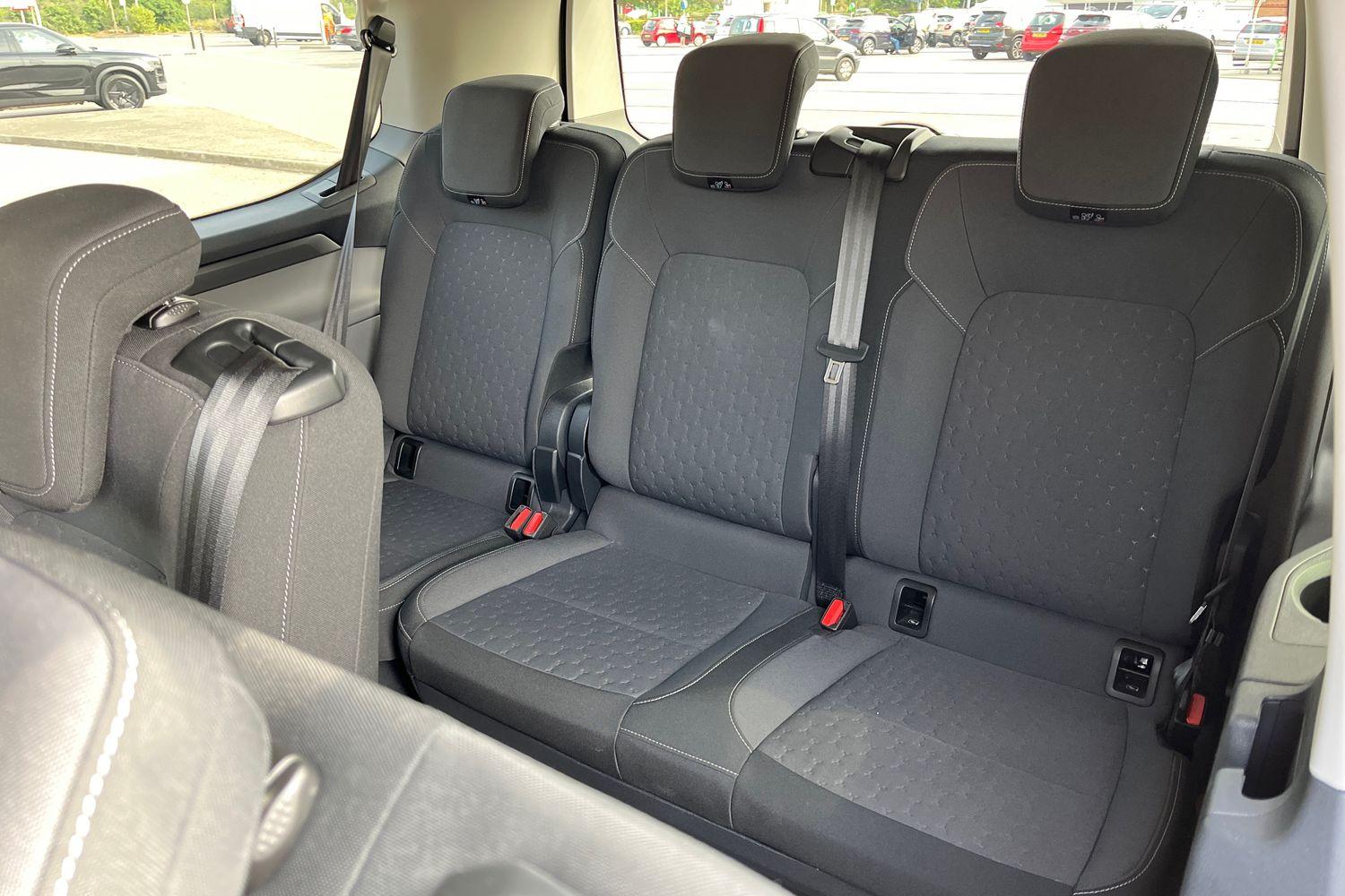 Ford TOURNEO CUSTOM Photo 30