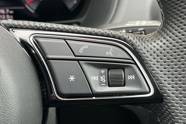 AUDI Q2 Photo 17