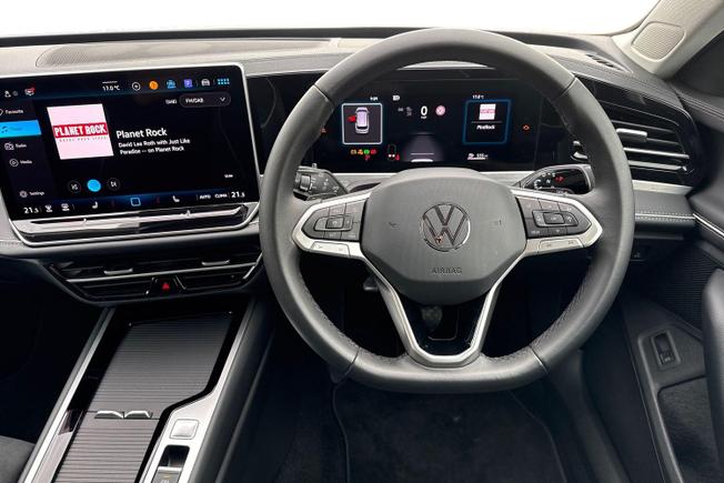 VOLKSWAGEN Passat Photo 11