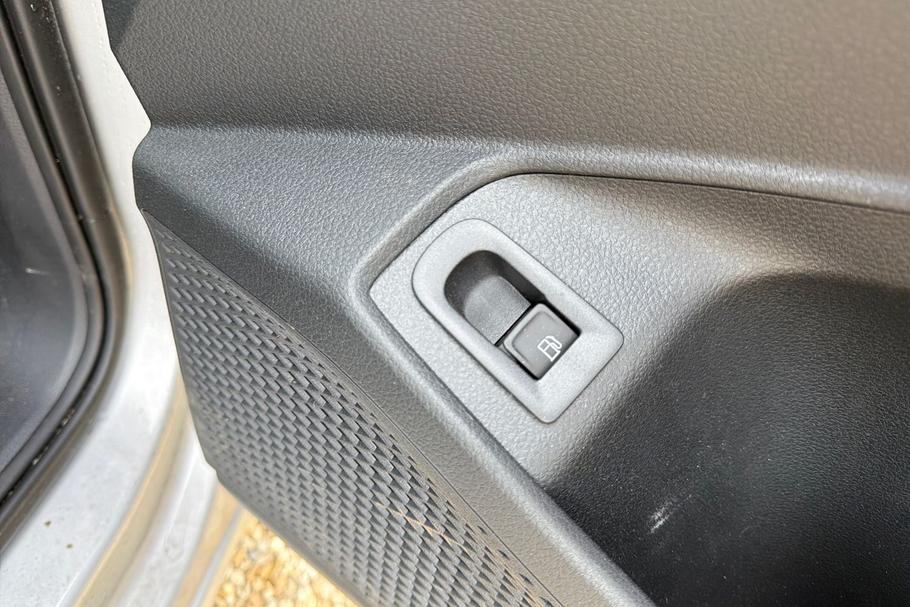Used Ford TRANSIT CONNECT WR75ZBL 25