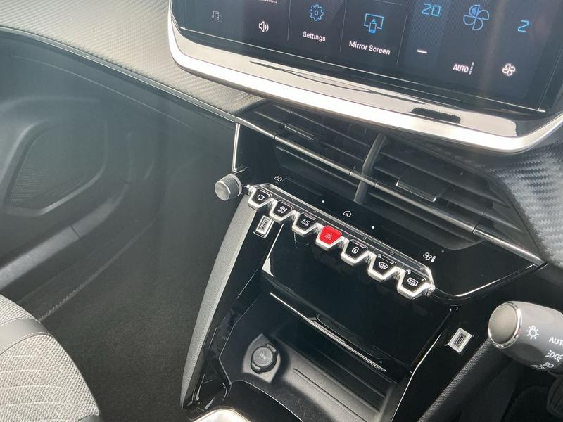 Used Peugeot 2008 LO24DZR 23